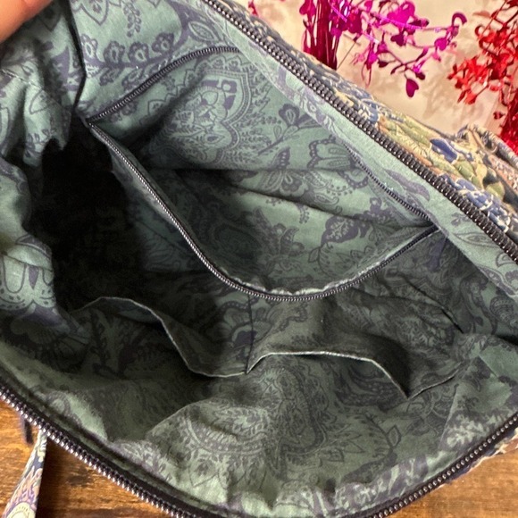 VERA BRADLEY Recycled Cotton On the Go Crossbody - Picture 6 of 8
